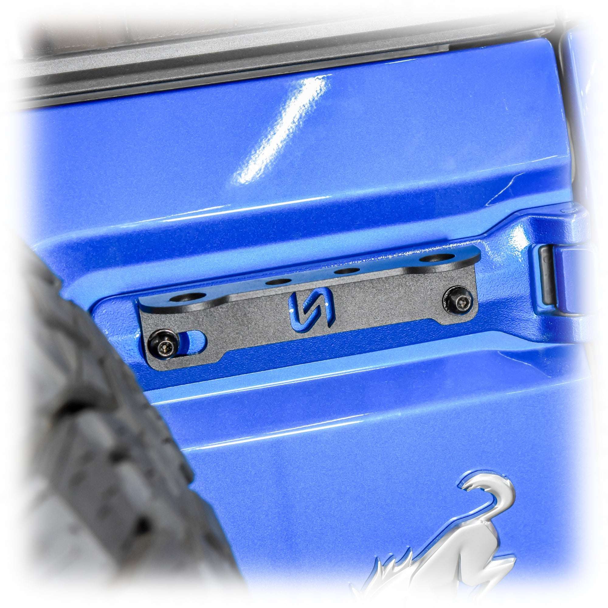 Tailgate Hinge Antenna and Whip Mount for Ford Bronco
