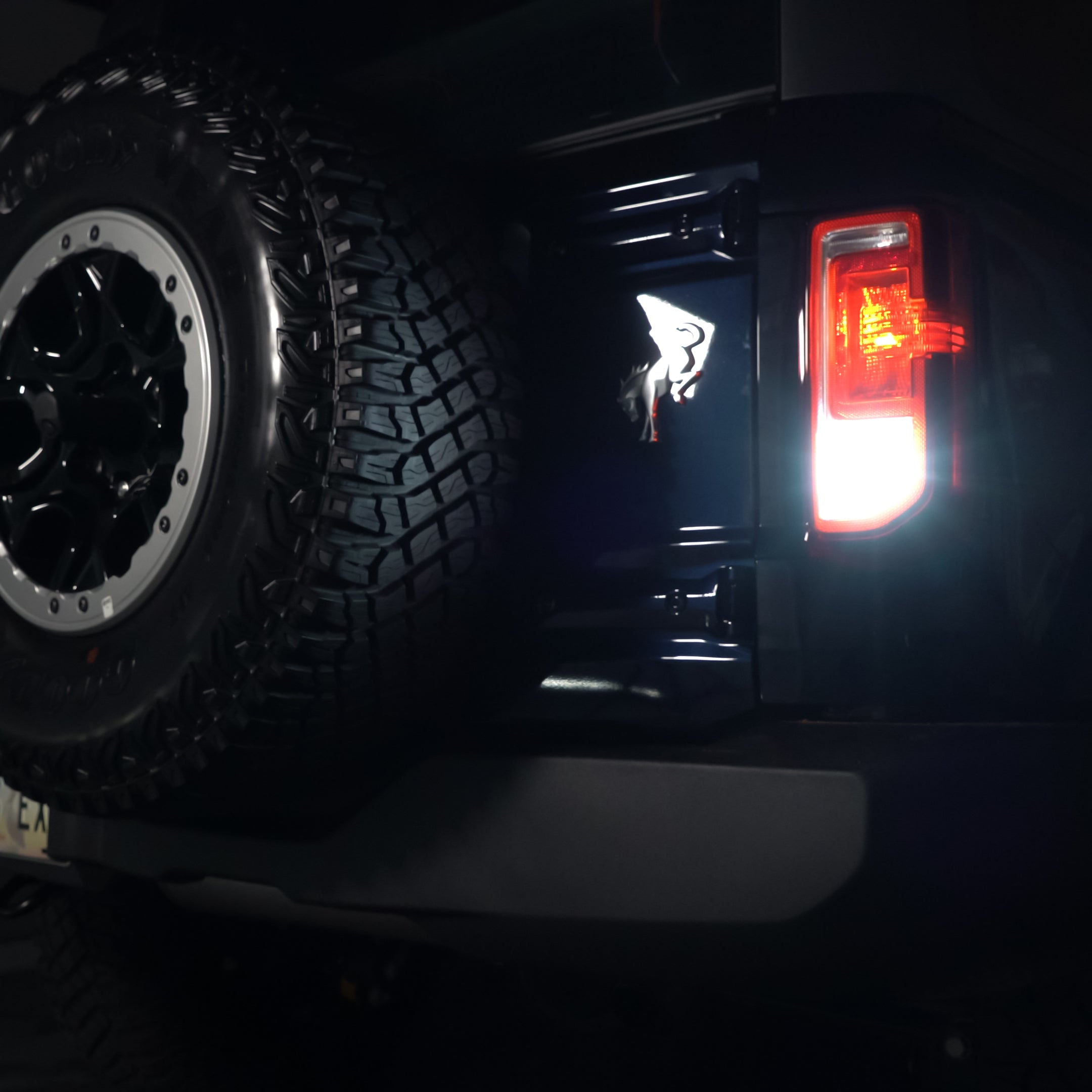 WT21W Extreme-Performance LED Reverse Light Bulbs (Pair)
