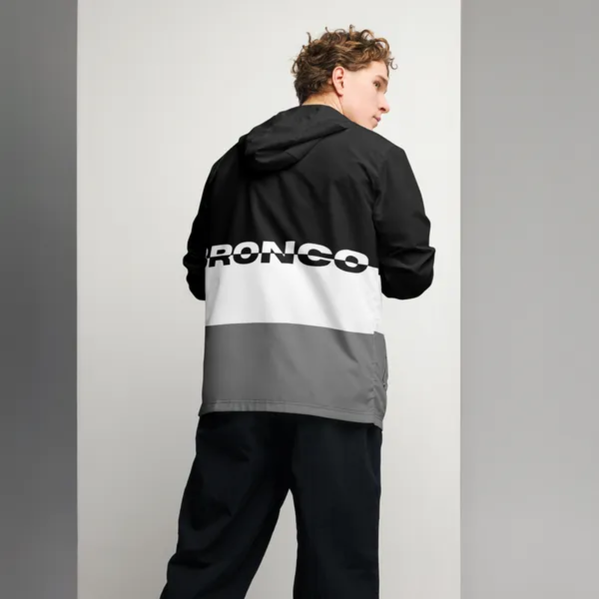 Bronco Outfitters DAY/NIGHT Windbreaker Secondary image